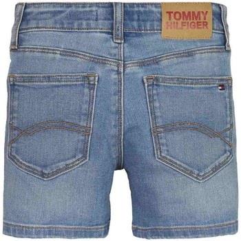 Shortsit & Bermuda-shortsit Tommy Hilfiger  -  4 vuotta