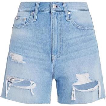 Shortsit & Bermuda-shortsit Calvin Klein Jeans  MOM J20J222803  IT 38