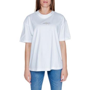 Lyhythihainen t-paita Calvin Klein Jeans  MONOLOGO BOYFRIEND J20J22356...