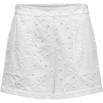 Shortsit & Bermuda-shortsit Only  ONLTALLA EMB. SHORTS WVN CS 15334951...