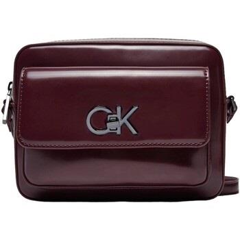 Laukut Calvin Klein Jeans  RE-LOCK CAMERA BAG_SHINY K60K612544  Yksi K...