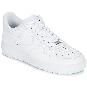 Kengät Nike  AIR FORCE 1 07  44 1/2