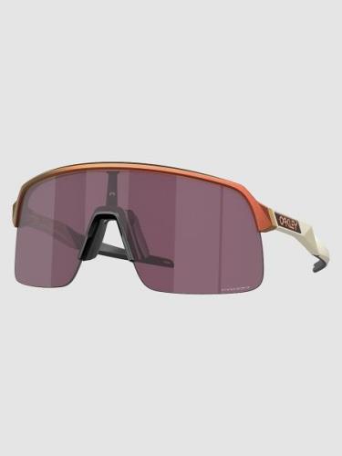 Oakley Sutro Lite Matte Red Gold Colorshift Aurinkolasit punainen