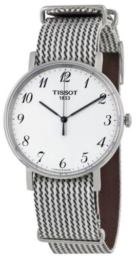 Tissot T-Classic Miesten kello T109.410.18.032.00 Valkoinen/Teräs