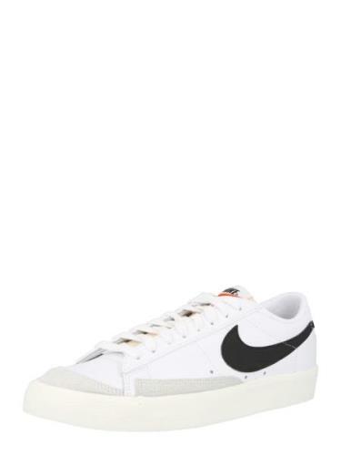 Nike Sportswear Matalavartiset tennarit 'Blazer 77'  vaaleanharmaa / m...