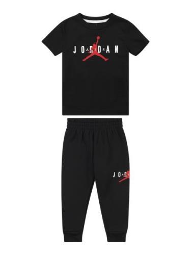 Jordan Juoksupuku  punainen / musta / valkoinen