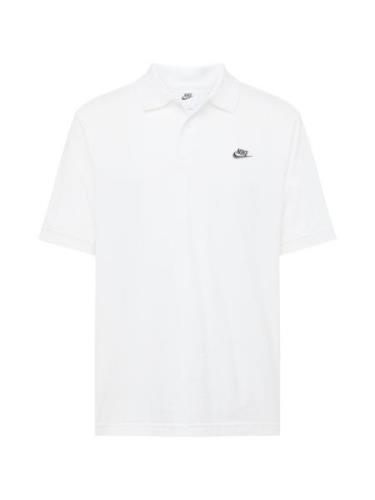 Nike Sportswear Paita 'CLUB'  musta / valkoinen
