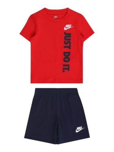 Nike Sportswear Setti  laivastonsininen / punainen / valkoinen