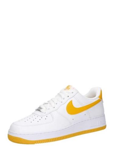 Nike Sportswear Matalavartiset tennarit 'Air Force 1 '07'  oranssi / v...