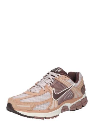 Nike Sportswear Matalavartiset tennarit 'ZOOM VOMERO 5'  punainen / ru...