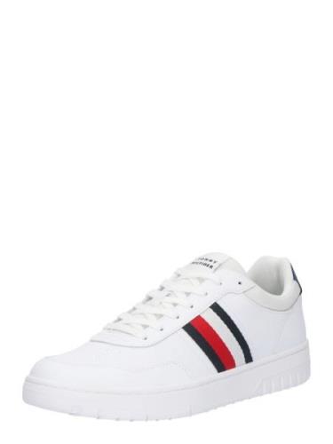 TOMMY HILFIGER Matalavartiset tennarit 'BASKET CORE LITE'  laivastonsi...