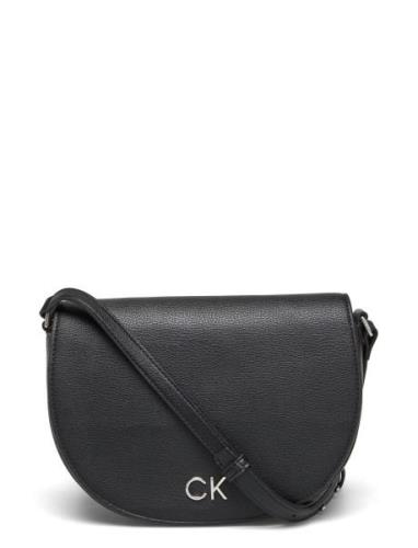 Ck Daily Saddle Bag Pebble Black Calvin Klein