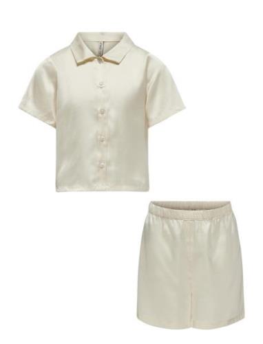 Kogsarah Short Satin Nightwear Set Wvn Cream Kids Only