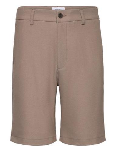 Como Reg Shorts - Seasonal Beige Les Deux