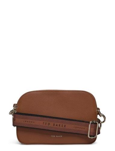 Darcelo Brown Ted Baker