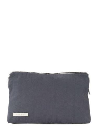 Celia Toiletry Bag Grey STUDIO FEDER