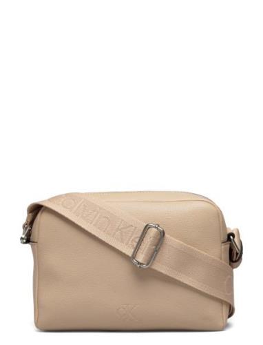 Over Webbing Camera Bag21 Pu Beige Calvin Klein