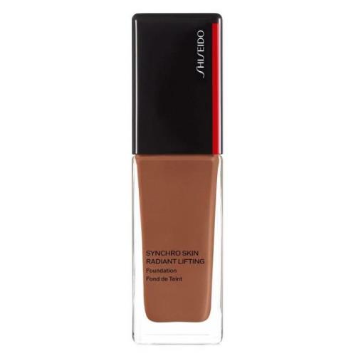 Shiseido Synchro Skin Radiant Lifting Foundation 30 ml – 520