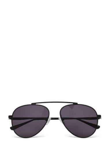 Ibiza Black Black Pilottilasit Aurinkolasit Black Corlin Eyewear