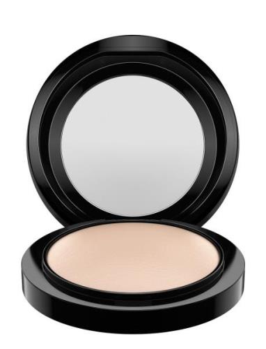 Mineralize Skinfinish/ Natural - Light Puuteri Meikki MAC