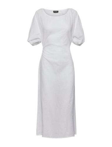 Pcbabara Ss Long Cut Out Dress Bc Sww Polvipituinen Mekko White Pieces