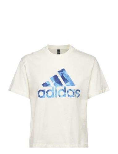 W Aop Tee Sport T-shirts & Tops Short-sleeved White Adidas Sportswear