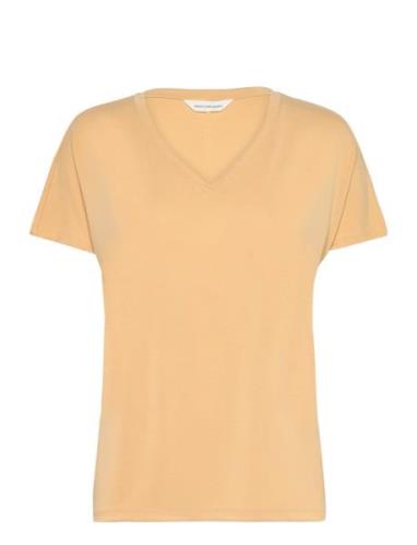Mschfenya Modal V Neck Tee Tops T-shirts & Tops Short-sleeved Yellow M...