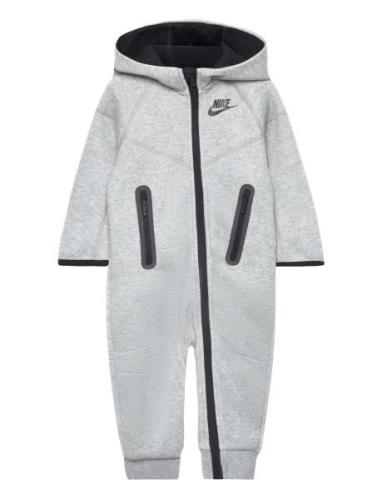 Nike Tech Fleece Hooded Coverall Pitkähihainen Body Grey Nike