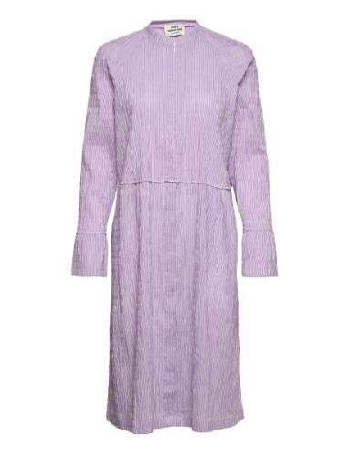 Crinckle Pop Dupina Dress Polvipituinen Mekko Purple Mads Nørgaard