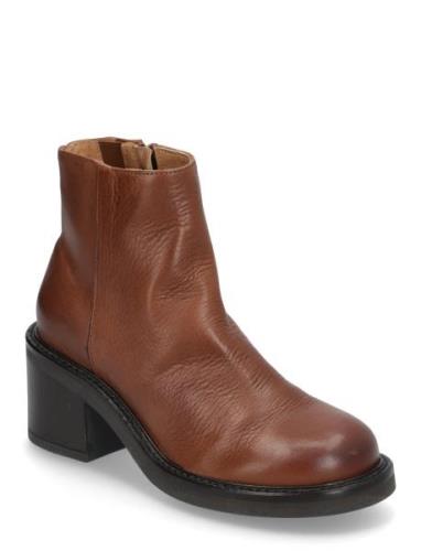 Cajsa Shoes Boots Ankle Boots Ankle Boots With Heel Brown Pavement