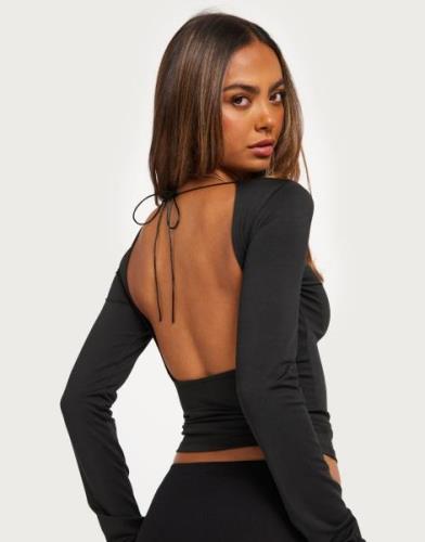 Nelly - Musta - Open Back Tie Top