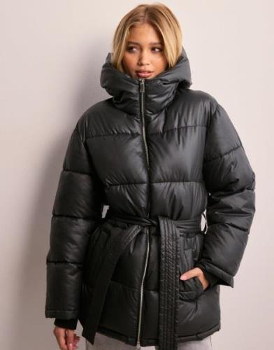 Nelly - Musta - Precious Puffer Jacket