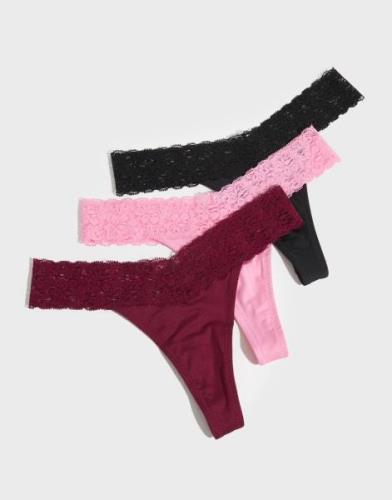 Nelly - Kuviollinen - Lovely Feels Thong 3-pack