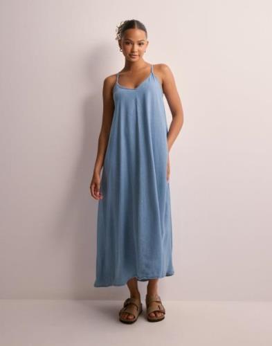 Only - Sininen - Onllaia Sl String Long Dnm Dress Qy